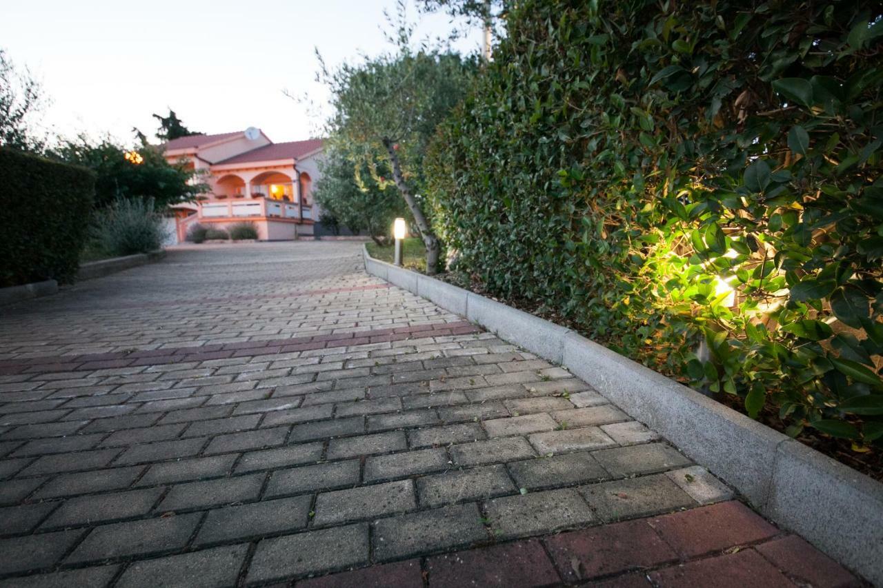 Holiday Home Antonio Dracevac Ninski Kültér fotó