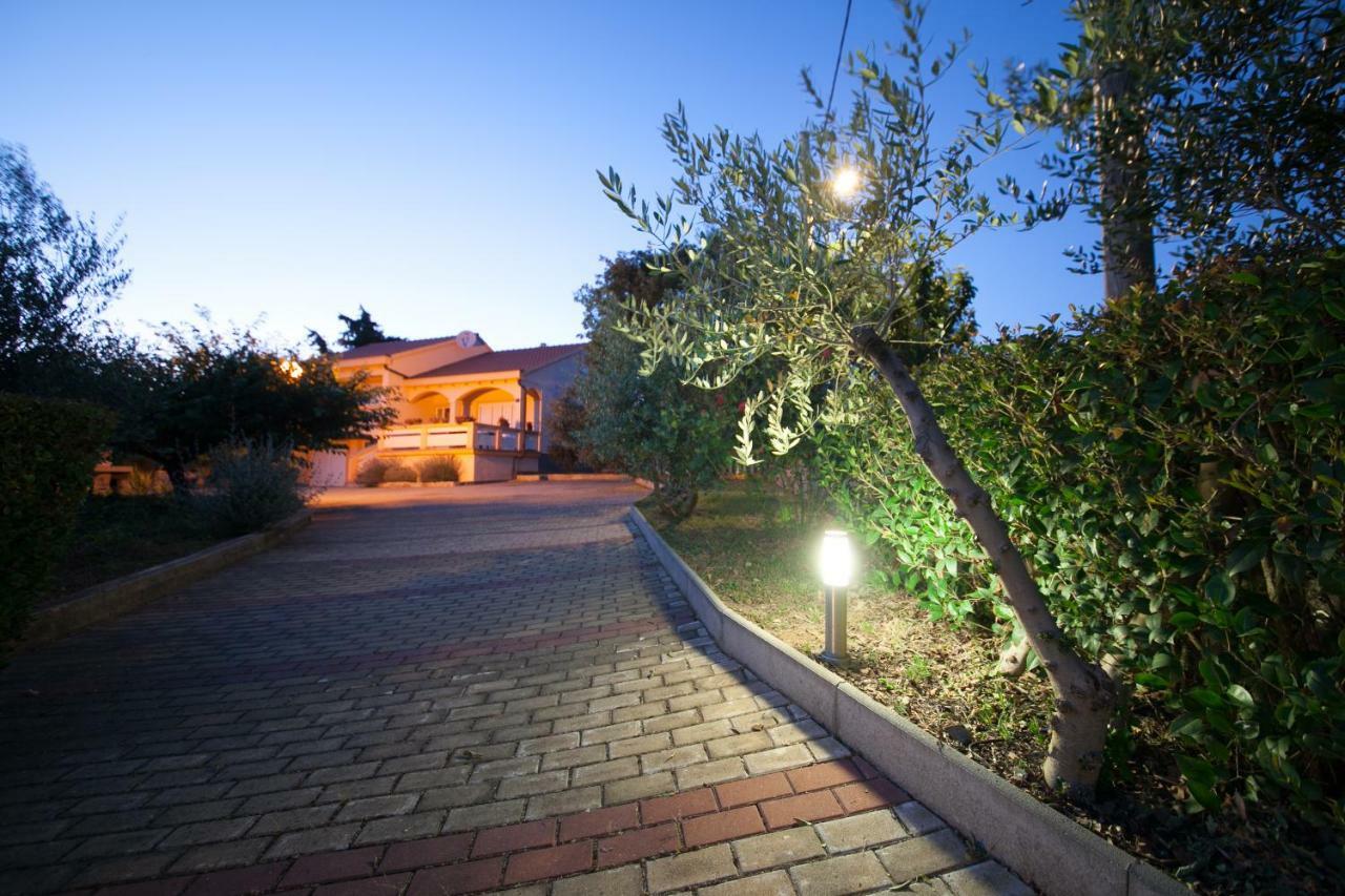 Holiday Home Antonio Dracevac Ninski Kültér fotó